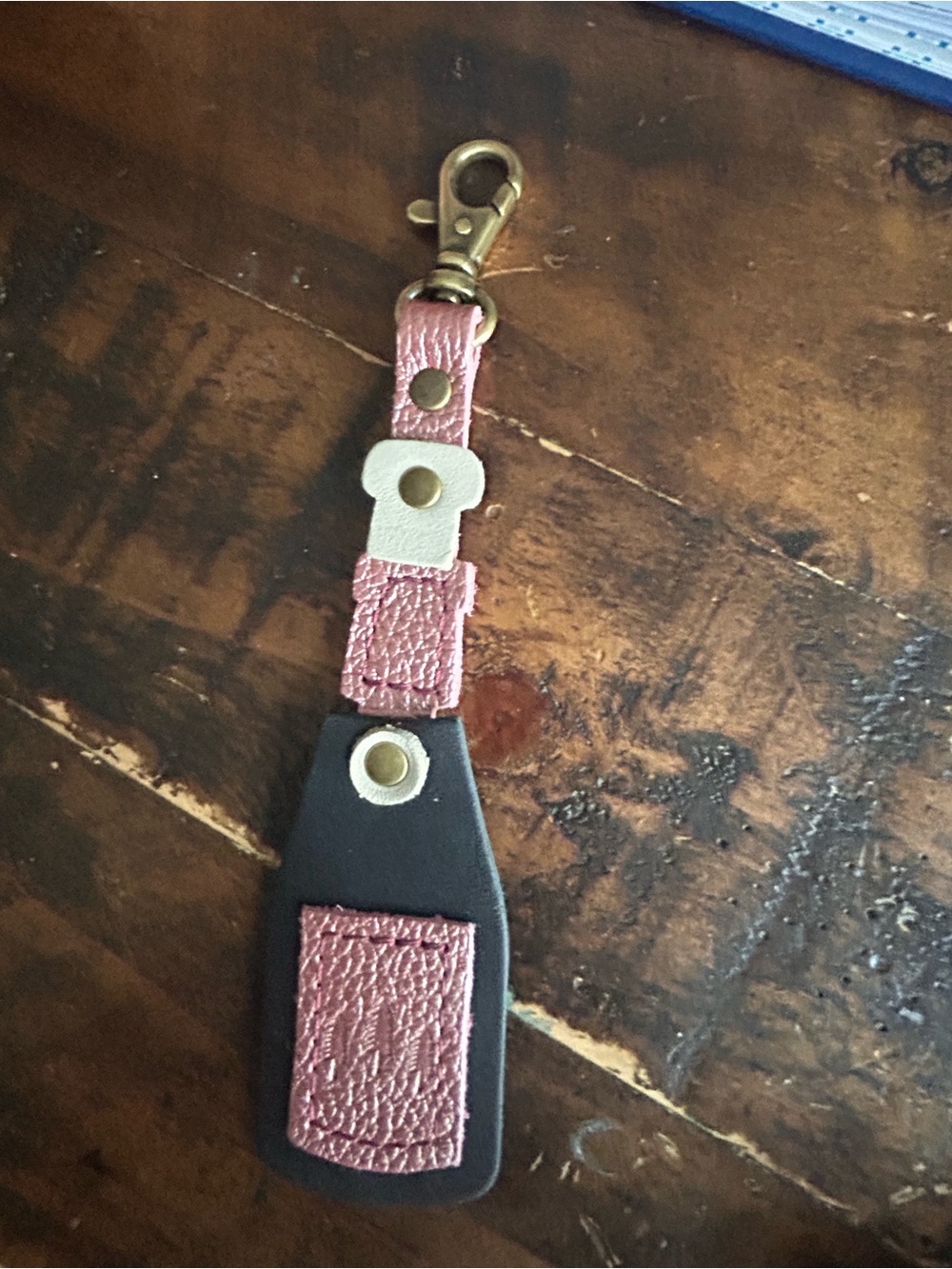 Portland Leather Champagne flair